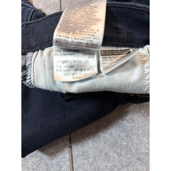 Levi's Jeans Womens 26 Blue Denim Classic Straight Leg Mid Rise Pockets Zip Fly - Picture 5 of 8